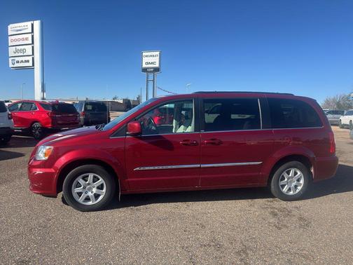 2012 Chrysler Town & Country Touring