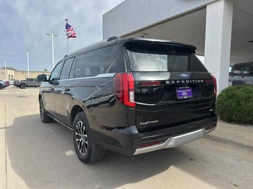 AGATE BLACK METALLIC 2025 Ford Expedition Max Platinum