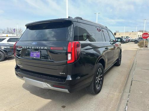 AGATE BLACK METALLIC 2025 Ford Expedition Max Platinum