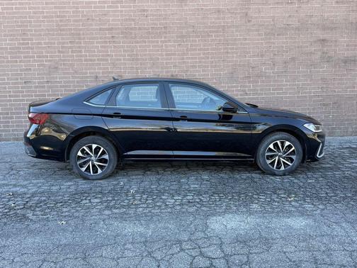 2025 Volkswagen Jetta 1.5T S