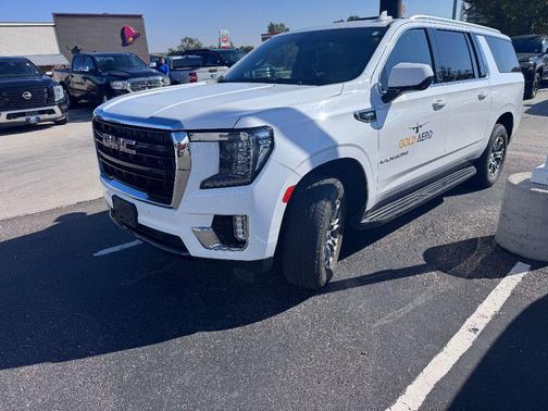 2021 GMC Yukon XL SLE
