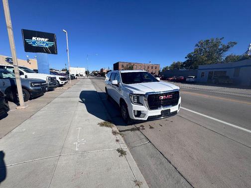 2021 GMC Yukon XL SLE