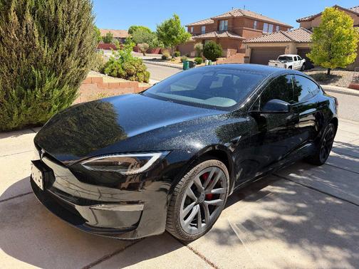 2023 Tesla Model S Plaid