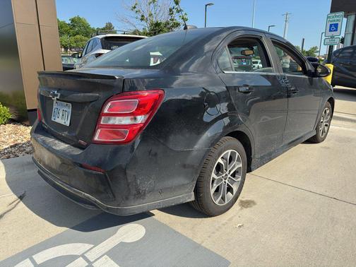 Mosaic Black Metallic 2019 Chevrolet Sonic LT