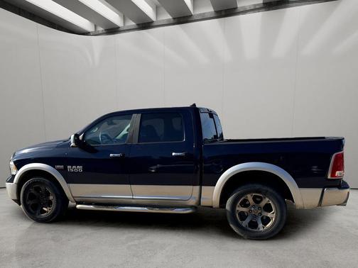True Blue Pearlcoat 2015 RAM 1500 Laramie