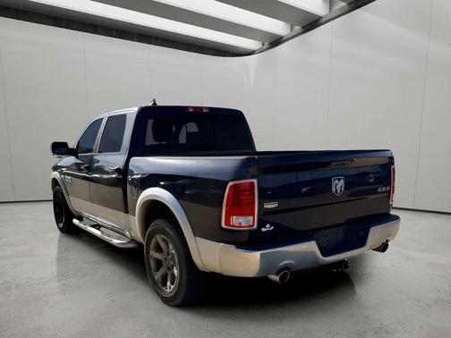 True Blue Pearlcoat 2015 RAM 1500 Laramie