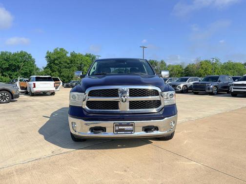True Blue Pearlcoat 2015 RAM 1500 Laramie