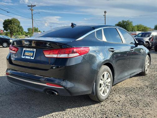 2017 Kia Optima LX