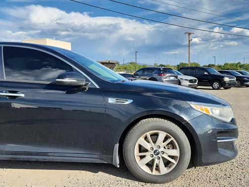 2017 Kia Optima LX