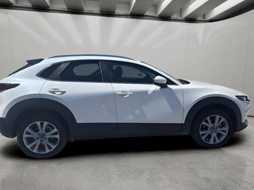 Snowflake White Pearl Mica 2022 Mazda CX-30 2.5 S Select Package