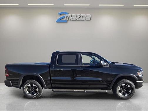 Diamond Black Crystal Pearlcoat 2023 RAM 1500 Rebel