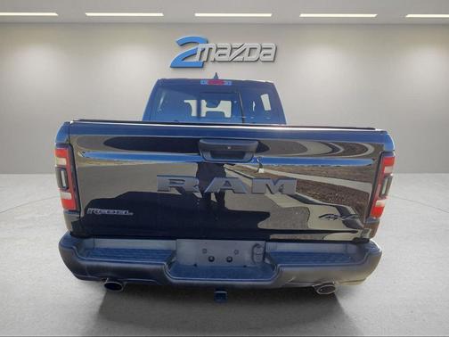 Diamond Black Crystal Pearlcoat 2023 RAM 1500 Rebel