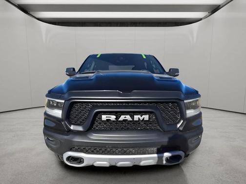 Diamond Black Crystal Pearlcoat 2023 RAM 1500 Rebel
