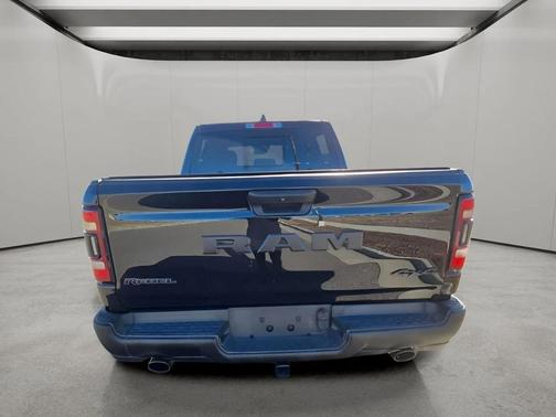 Diamond Black Crystal Pearlcoat 2023 RAM 1500 Rebel