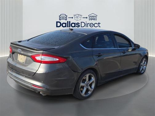 2015 Ford Fusion SE