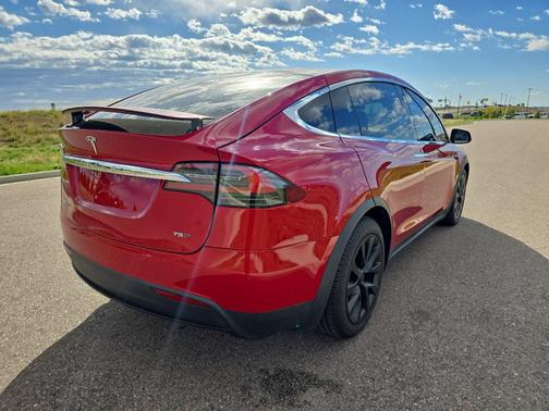 2018 Tesla Model X 75D