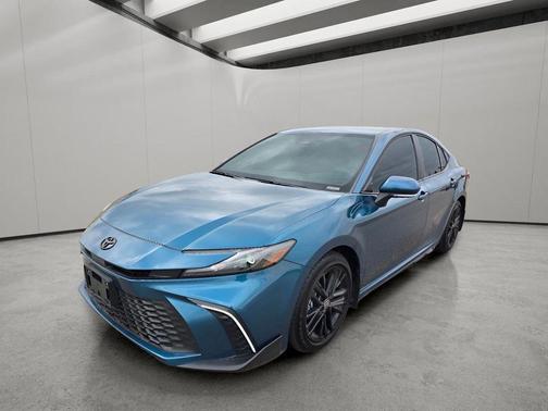 Ocean Gem 2026 Toyota Camry SE