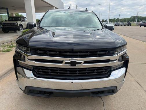 Black 2020 Chevrolet Silverado 1500 LT