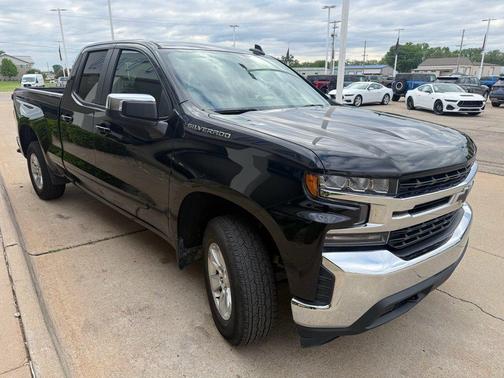 Black 2020 Chevrolet Silverado 1500 LT