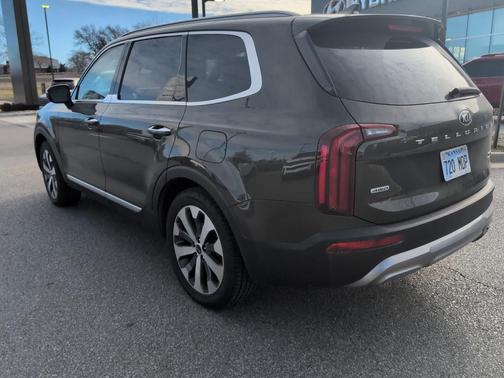 2020 Kia Telluride S