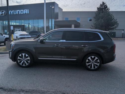 2020 Kia Telluride S
