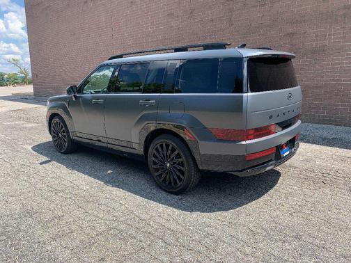 Ecotronic Gray Matte 2025 Hyundai SANTA FE Calligraphy