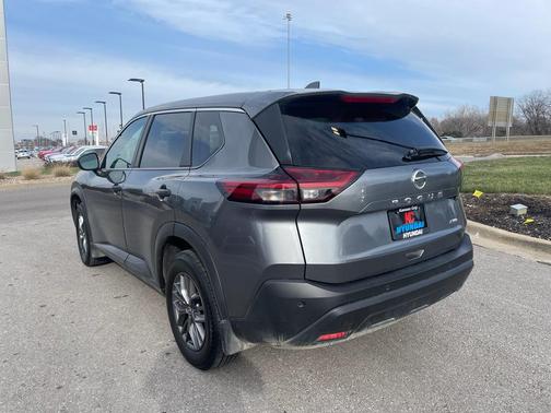 2021 Nissan Rogue S