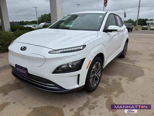 Lunar White 2023 Hyundai KONA EV SE