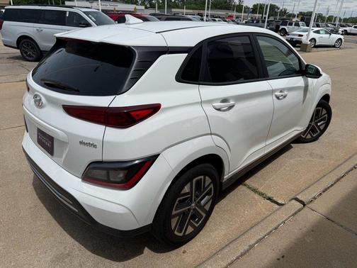 Lunar White 2023 Hyundai KONA EV SE