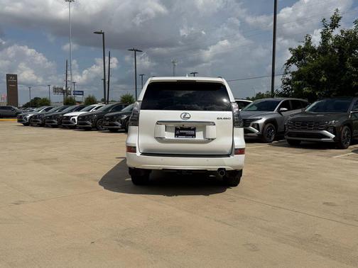 Starfire Pearl 2019 Lexus GX 460 Premium