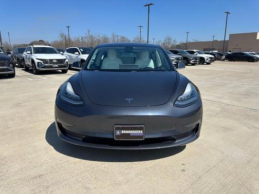 2020 Tesla Model 3 Standard Range