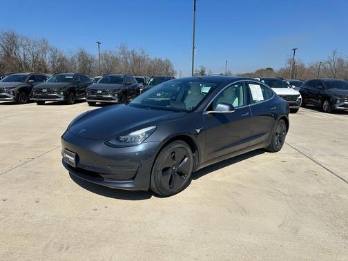 2020 Tesla Model 3 Standard Range