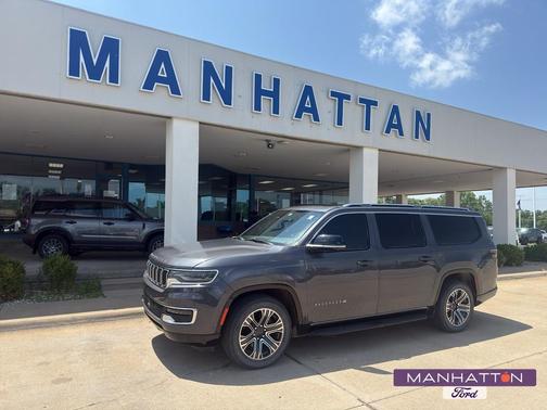 Baltic Gray Metallic Clearcoat 2023 Jeep Wagoneer L Series I 4x4