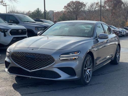 2025 Genesis G70 2.5T RWD