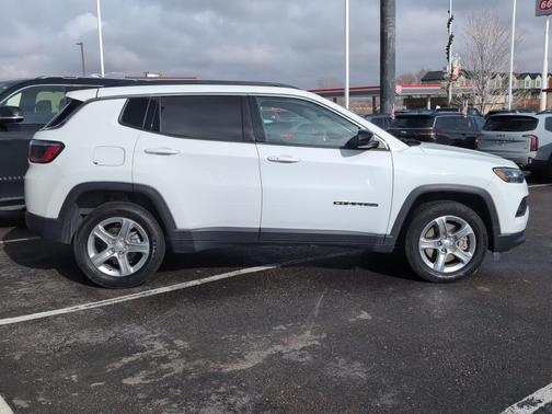 2024 Jeep Compass Latitude