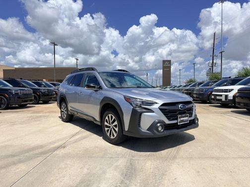 Ice Silver Metallic 2025 Subaru Outback Premium