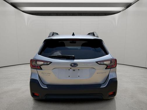 Ice Silver Metallic 2025 Subaru Outback Premium