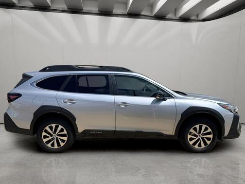 Ice Silver Metallic 2025 Subaru Outback Premium