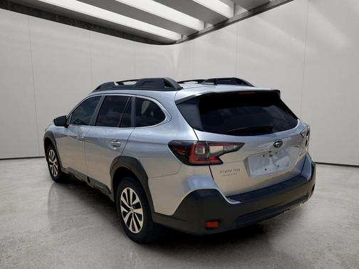 Ice Silver Metallic 2025 Subaru Outback Premium