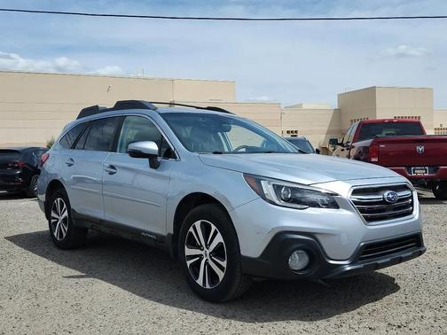 Ice Silver Metallic 2018 Subaru Outback 2.5i Limited