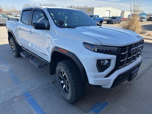 2024 GMC Canyon AT4X