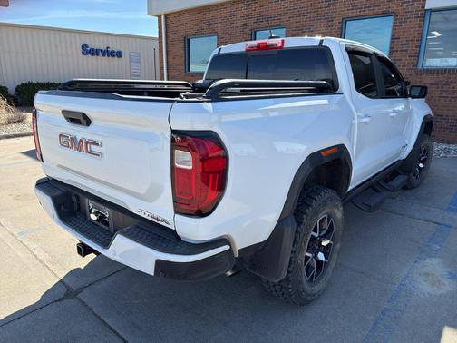 2024 GMC Canyon AT4X