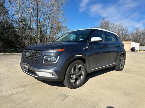 2023 Hyundai VENUE Limited