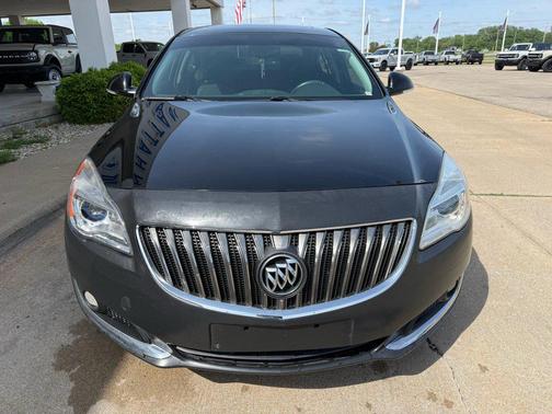 Black Onyx 2015 Buick Regal Base