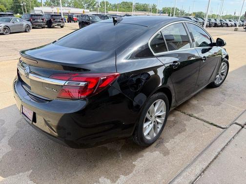 Black Onyx 2015 Buick Regal Base