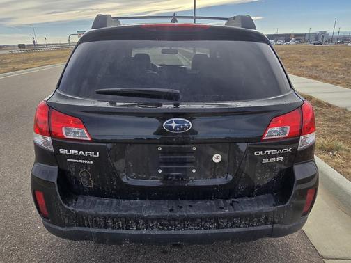 2014 Subaru Outback 3.6R Limited