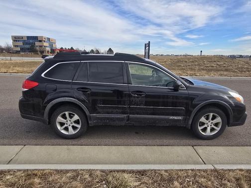 2014 Subaru Outback 3.6R Limited