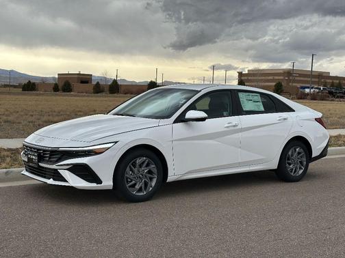 2025 Hyundai ELANTRA HEV Blue