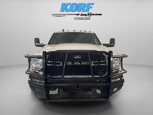 2021 RAM 3500 Big Horn Crew Cab 4x4 8' Box