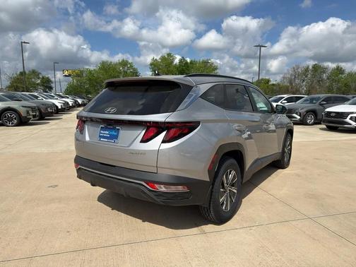 Shimmering Silver 2024 Hyundai TUCSON Hybrid Blue